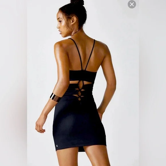black criss cross back dress Back it Up Crisscross Cut-Out Back Dress Medium